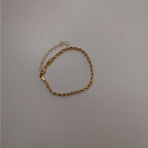 Elegant Gold Rope Chain Bracelet